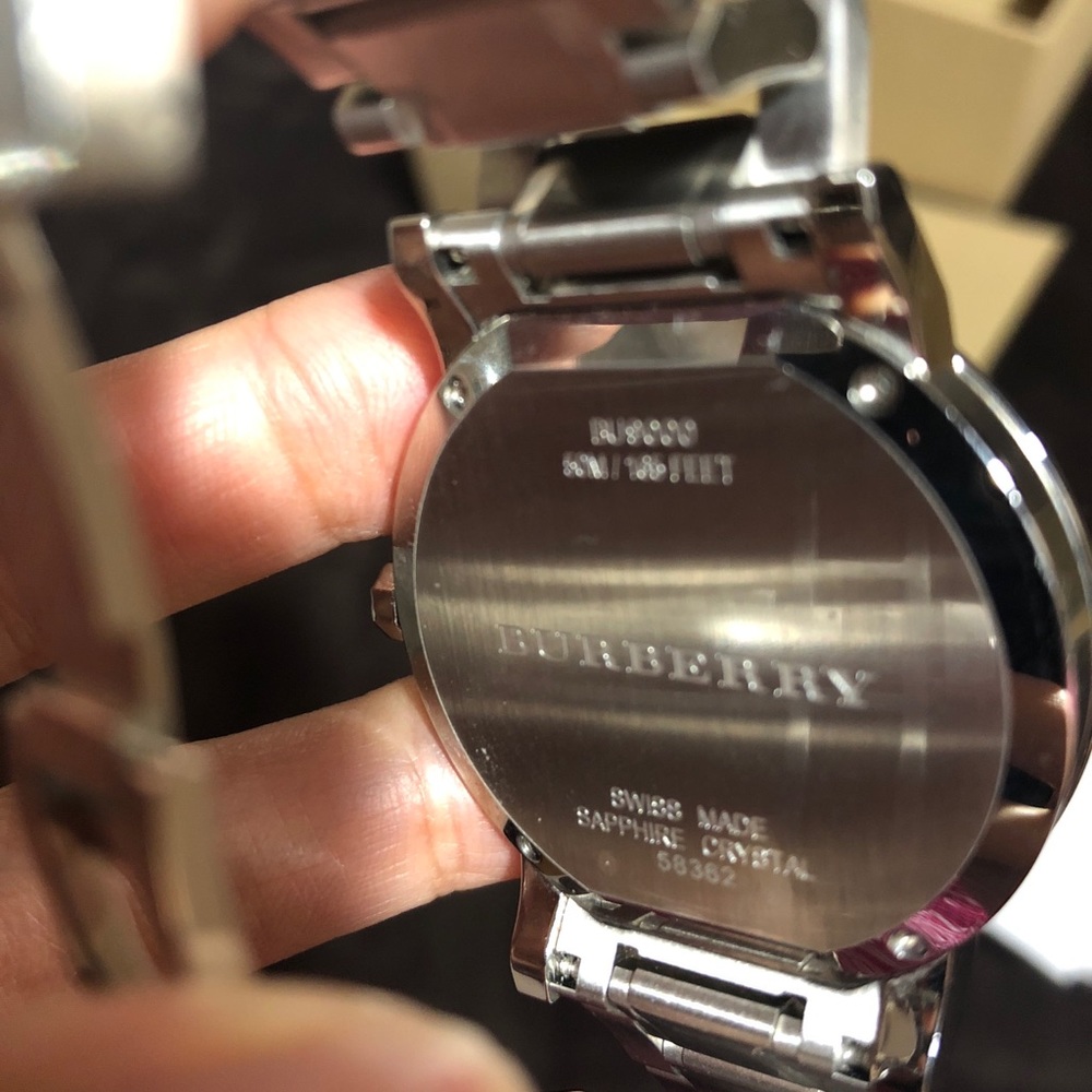 Authentic Burberry watcher! - Picture 7 of 8
